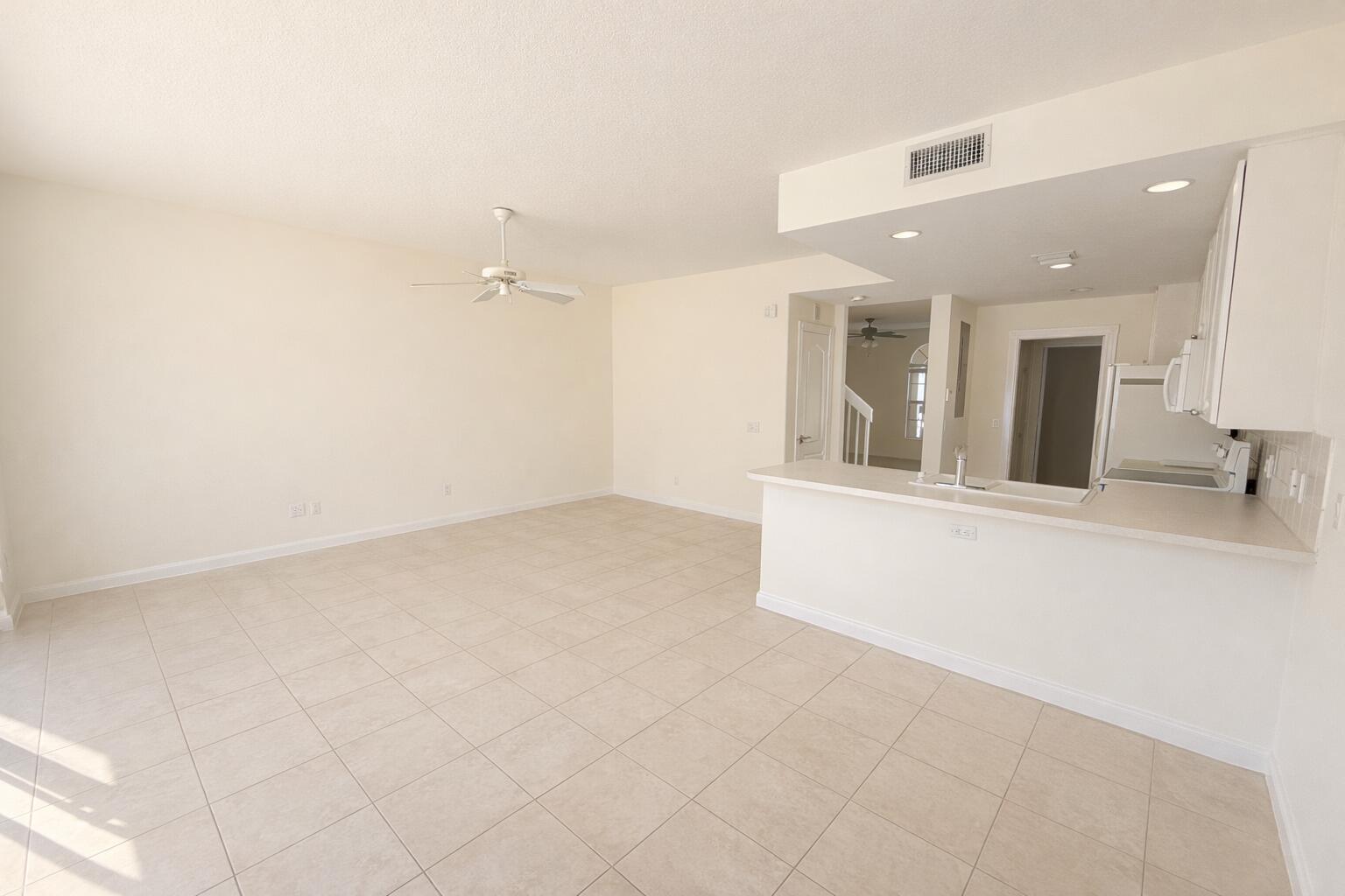 Building Photo - 181 Waterford Dr