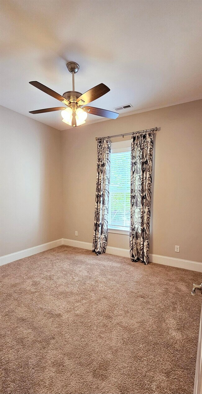 Building Photo - 7710 Monarch Dr