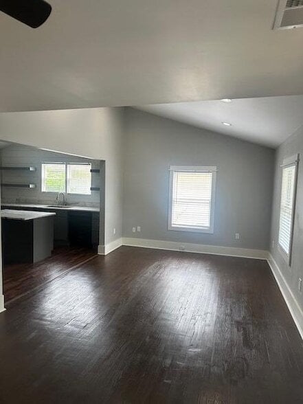 Building Photo - 860 Harle Ave NW