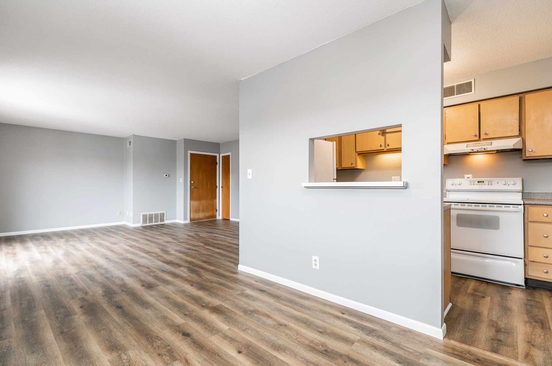 Building Photo - 403 21st Avenue Pl