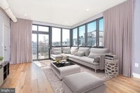 Building Photo - 1012 Harvard St NW