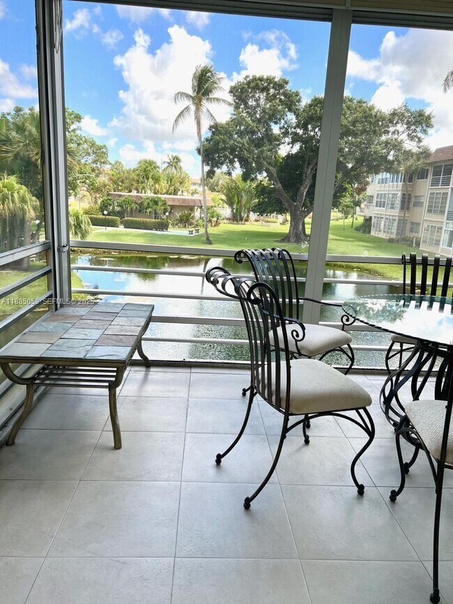 Building Photo - 5051 W Oakland Park Blvd