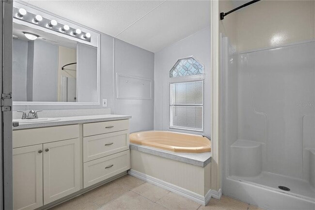 Building Photo - 10522 Bay Hills Cir