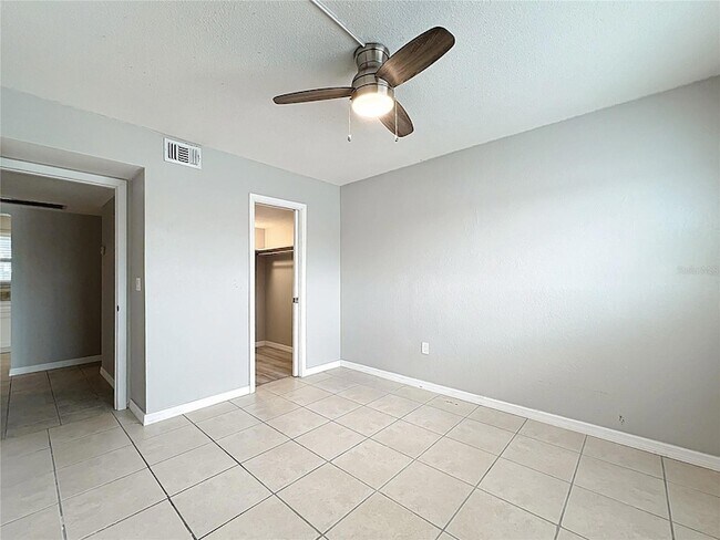 Building Photo - 11705 3rd St E