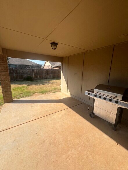 Building Photo - 18509 Agua Dr