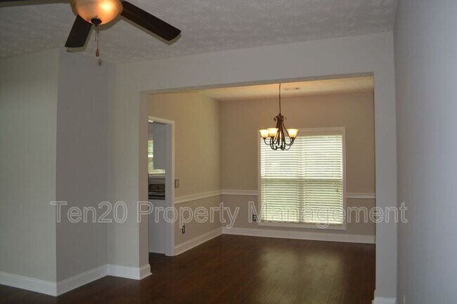 Building Photo - 7477 Coppice Dr