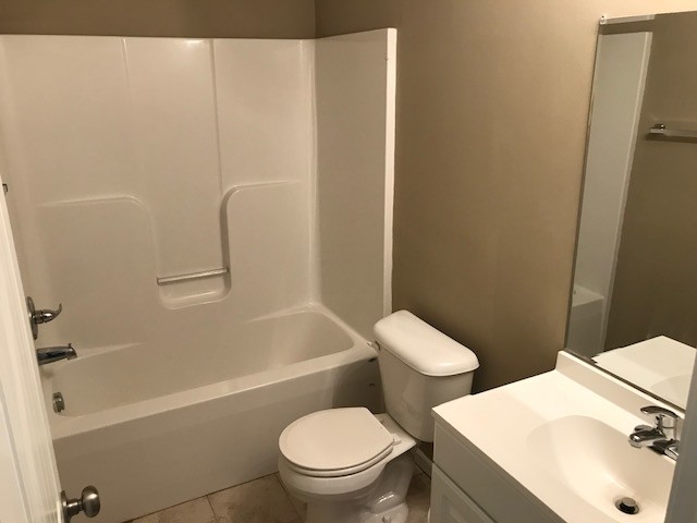 Building Photo - 602 W Gay St