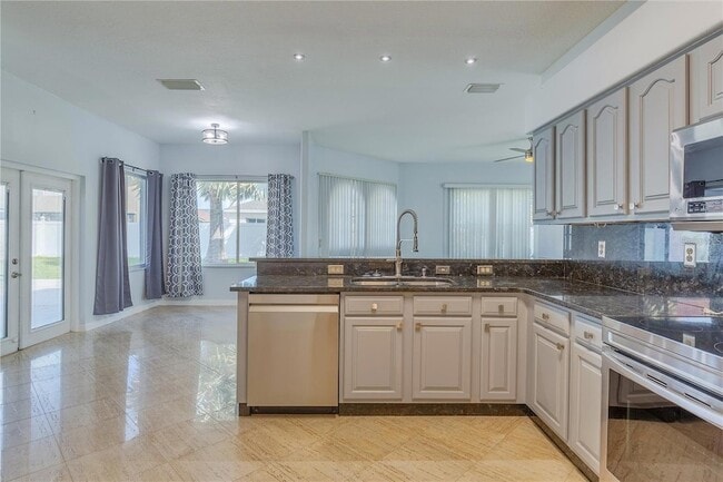 Building Photo - 13024 Carlington Ln