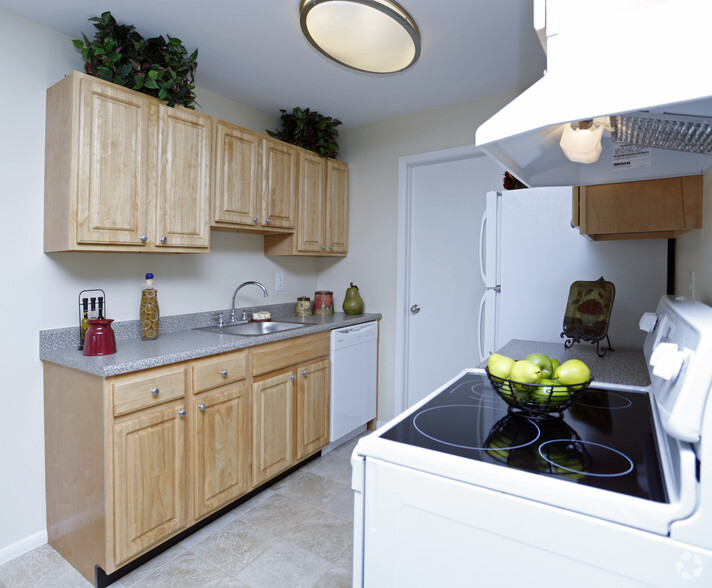 Kitchen - Princeton Court