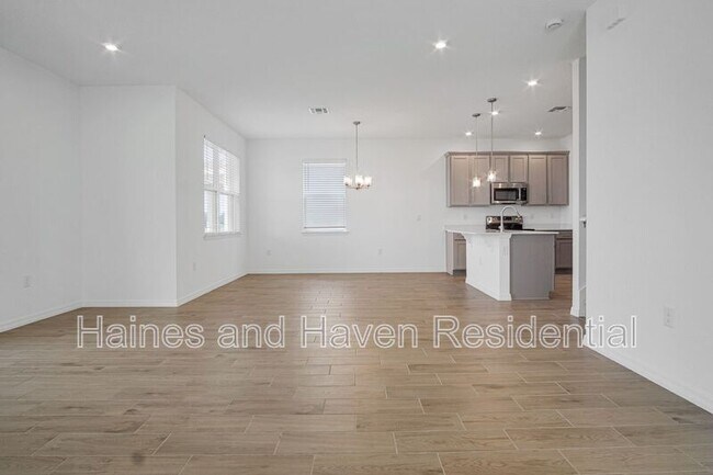 Building Photo - 4429 River Beacon Blvd