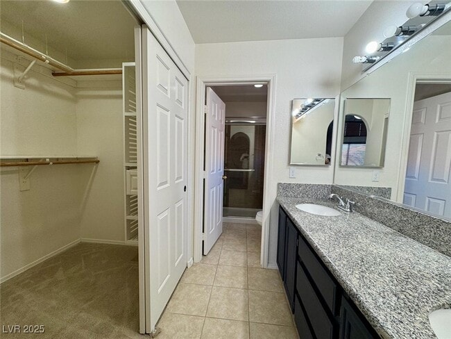 Building Photo - 7962 Traditional Ct