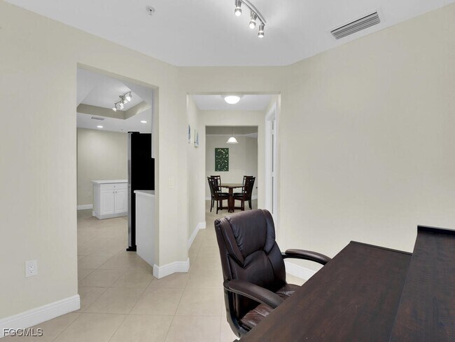 Building Photo - 2745 First St