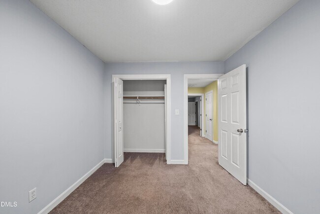 Building Photo - 6115 Highcastle Ct