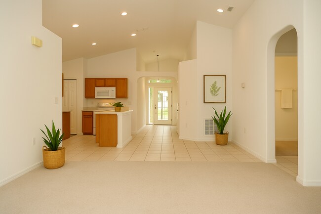 Building Photo - 4 Bedroom Pool Home Available Now!
