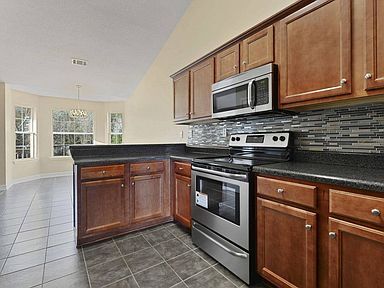 Kitchen - 14870 E Shadow Creek Dr