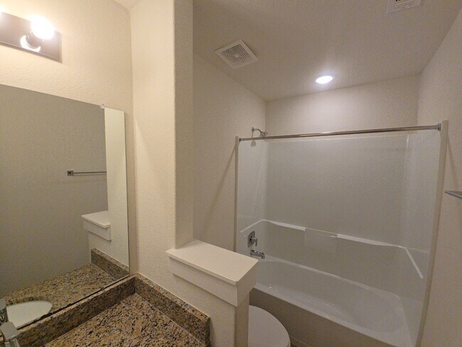 Building Photo - 7543 Coral Ter Dr