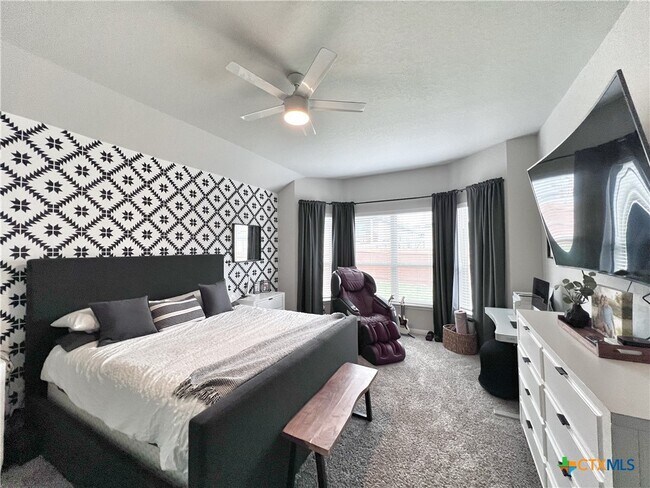 Building Photo - 6807 Comanche Post