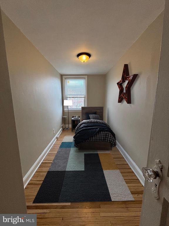 Building Photo - 409 Cherry St