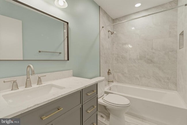 Building Photo - 1710 Tyvale Ct