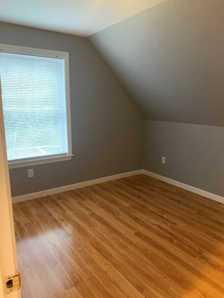Building Photo - 19 Summerfield Ln