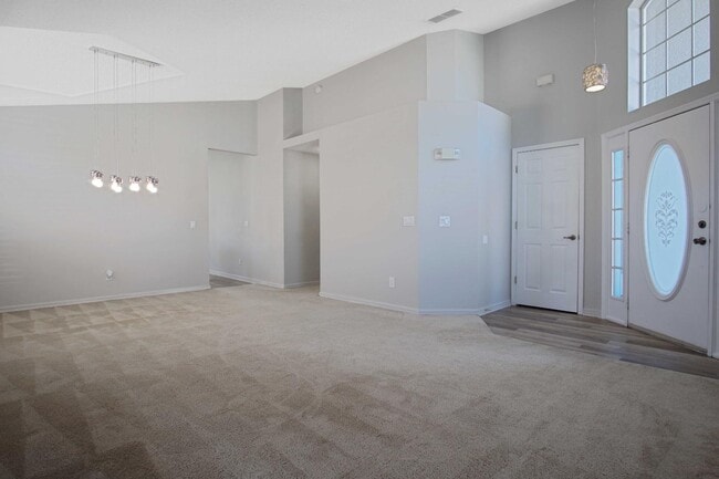 Building Photo - 255 Riggs Cir