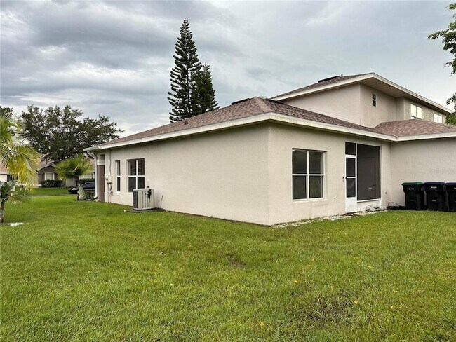 Building Photo - 14572 Laguna Beach Cir