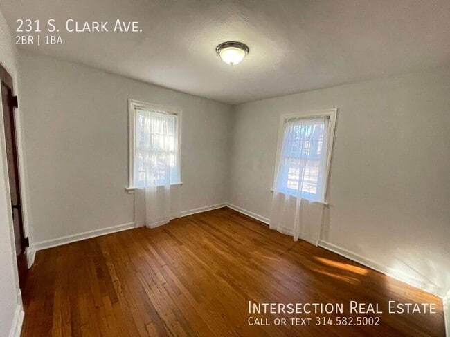 Building Photo - 231 S Clark Ave