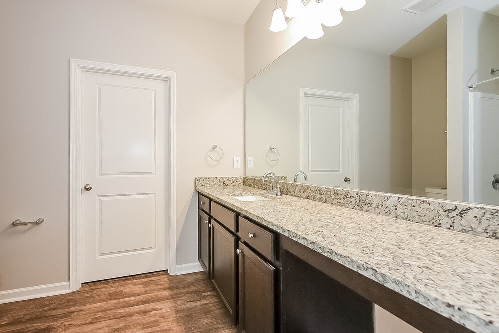 Building Photo - 13 Easy Goer Ct