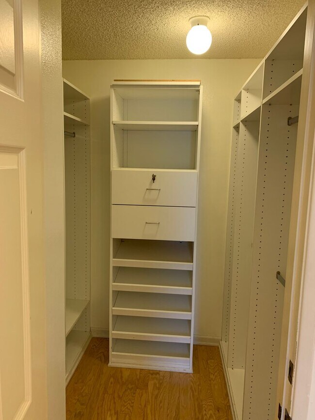 Building Photo - 4955 Galano Dr