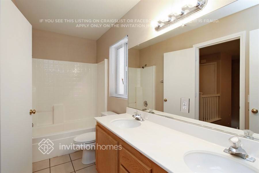 Building Photo - 9428 Warm Waters Ave