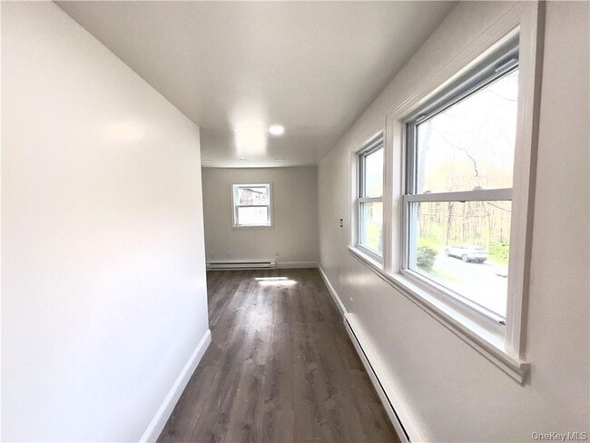 Building Photo - 254 Wixon Pond Rd