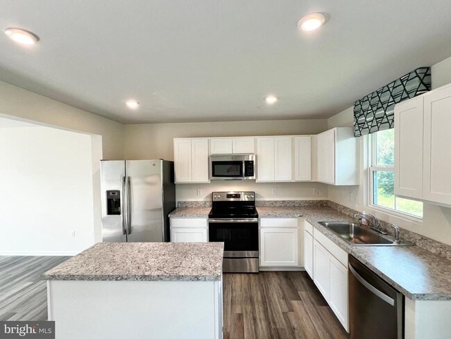 Building Photo - 123 Wye Oak Dr