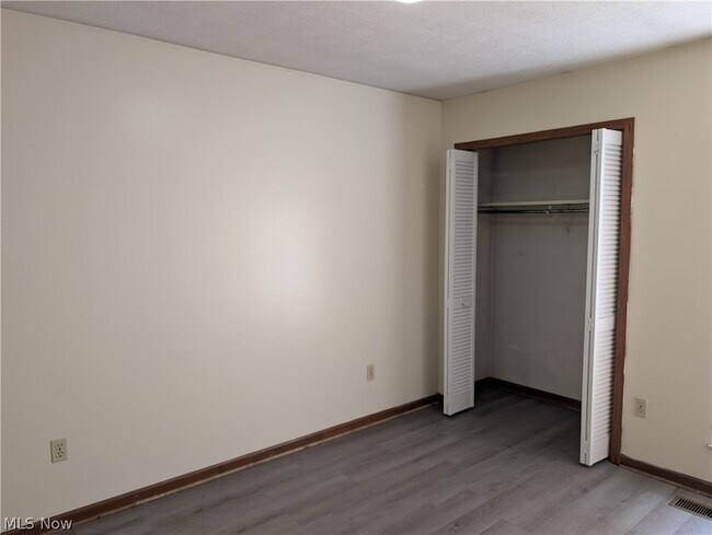 Building Photo - 1563 Whitehall Blvd