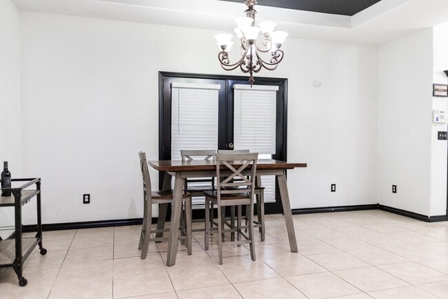 Building Photo - 10620 Porfirio Dr