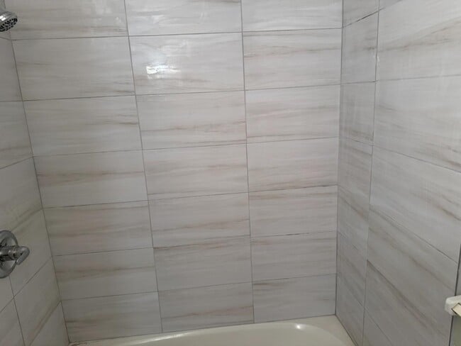 Building Photo - 7028 Lark Pl