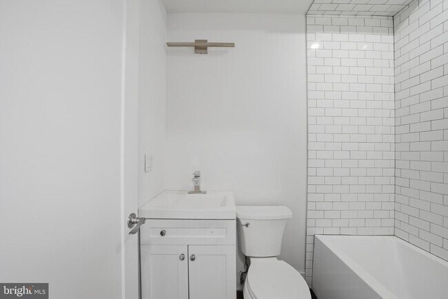 Building Photo - 3626 N 19th St