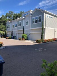 Building Photo - 115 N Arrawana Ave