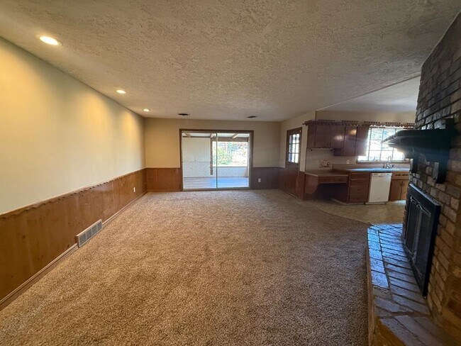 Building Photo - 3601 NW 62nd St