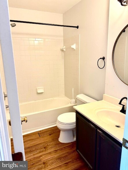 Building Photo - 3645 Crosswater Ct