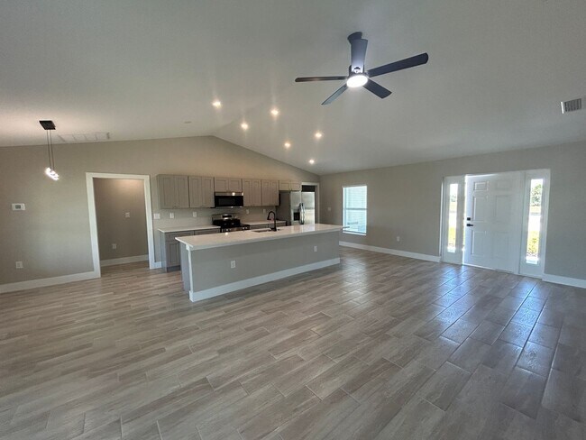 Building Photo - BRAND new construction 4 Bedroom 3 Bathrooms