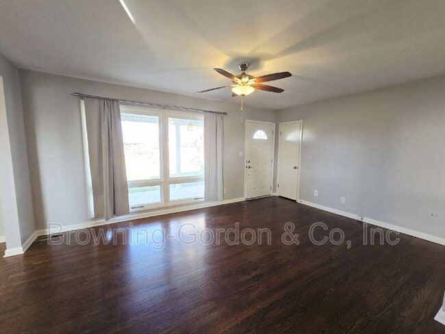 Building Photo - 2817 Paden Dr