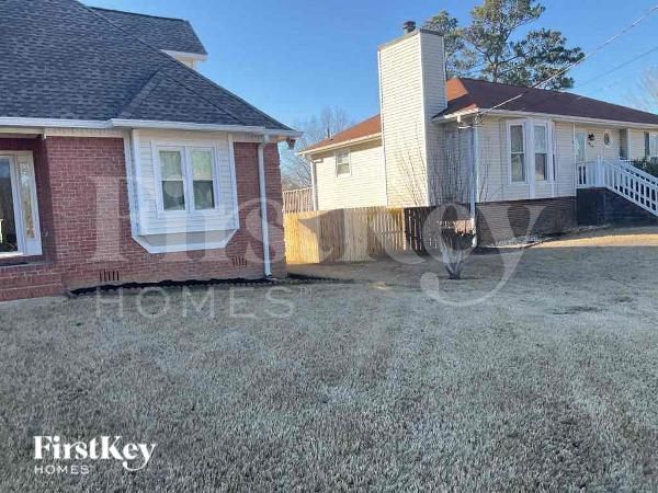 Building Photo - 5812 Ashley Dr