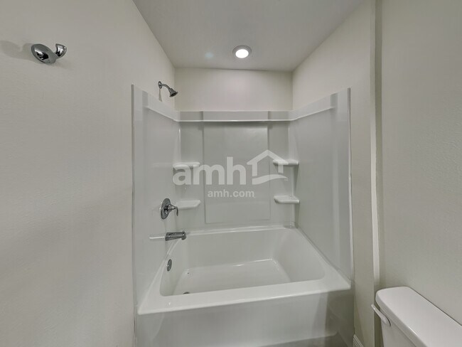 Building Photo - 20591 Calla Lily Dr