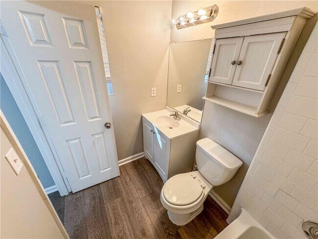 Building Photo - 3575 Kennesaw Station Dr