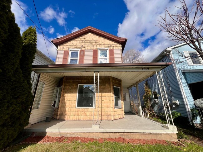 Building Photo - New Brighton - 2 Bedroom 1 Bathroom - Hous...