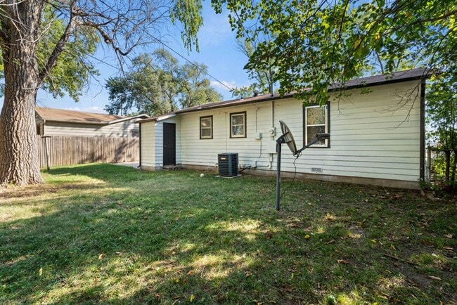 Building Photo - Coming soon!