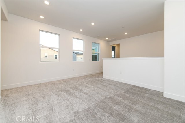 Building Photo - 548 Mulligan