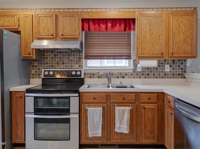 Building Photo - 11305 Ashbrooke Gardens Dr