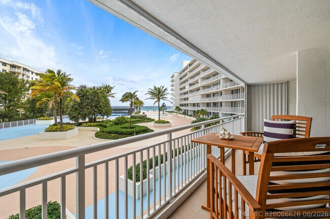 Building Photo - 3546 S Ocean Blvd