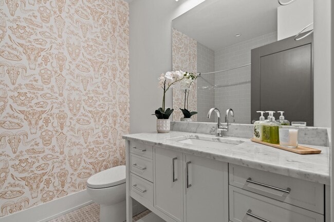 Building Photo - 932 W Eleven Mile Rd